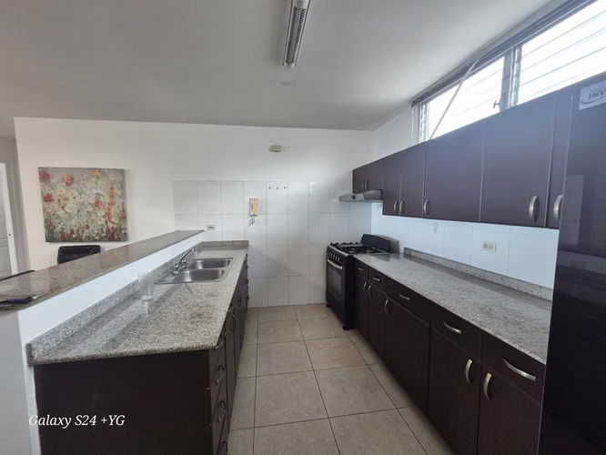 ALQUILER DE APARTAMENTO EN BELLA VISTA / AMOBLADO - Imagen 5