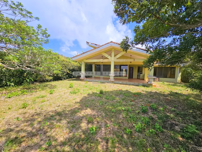 Venta de Casa unifamiliar tipo campestre en Brisas De Los Lagos. Haga una oferta - Imagen 2