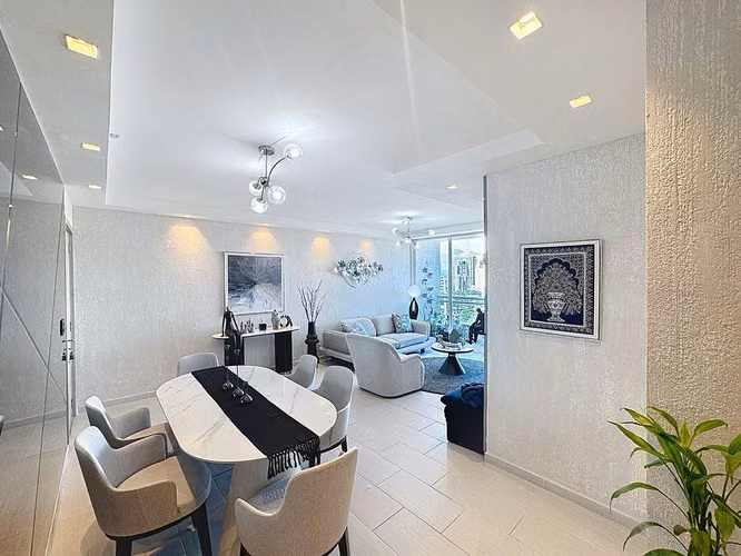 Venta de Apartamento en The Towers – San Francisco
