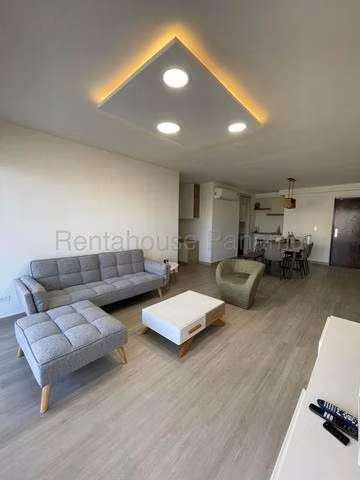 Alquiler de Apartamento en Balboa. EH - Imagen 4