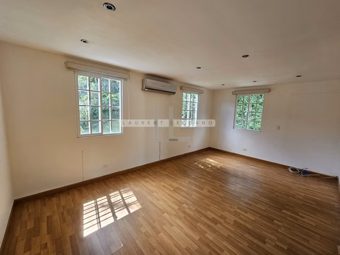 Vendo Casa Unifamiliar de 2 niveles en Green Valley - Albrook. Haga una oferta - Imagen 13