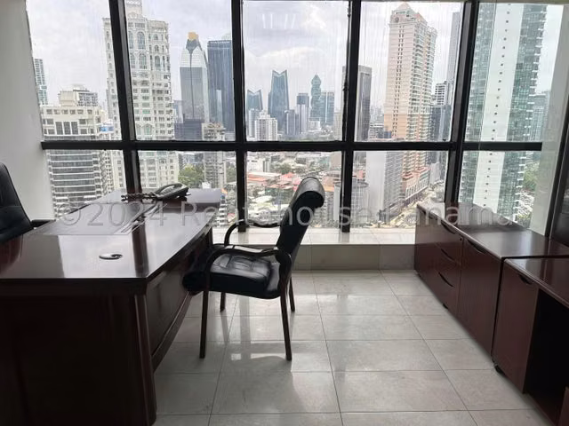 Alquiler de Oficina Comercial en Avenida Balboa G10947GRR - Imagen 10