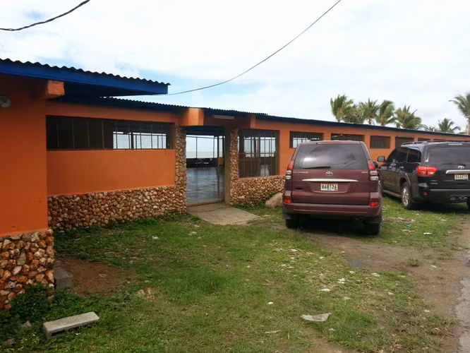 VENTA DE LOCAL COMERCIAL + TERRENO FRENTE AL MAR - VERACRUZ 490.000$