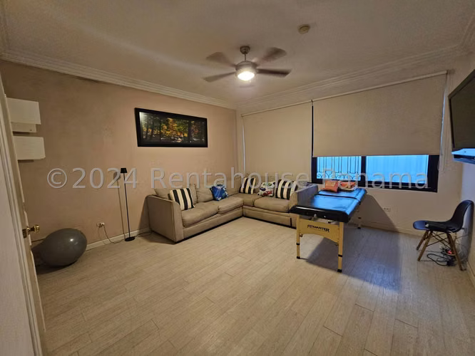 Venta Casa Exclusiva en Altos de Golf - YD - Imagen 16