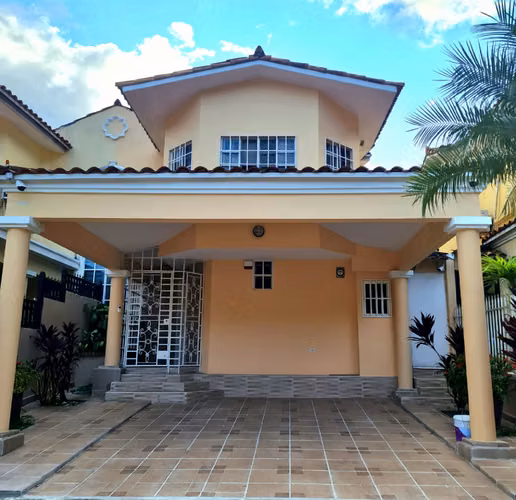Casa en Albrook con patio