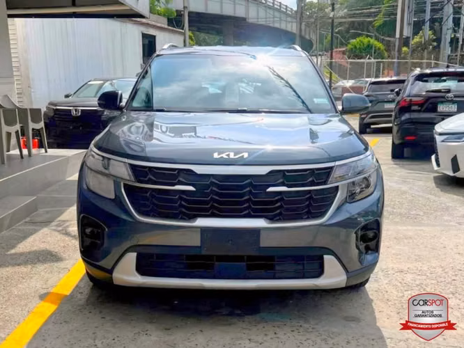 Kia Seltos 2024 Automática EI3059 - Imagen 2