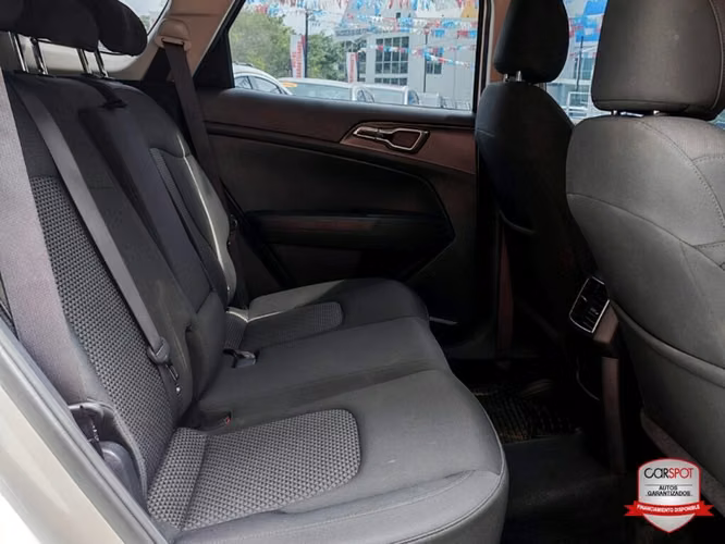 Kia Sportage 2024 Automática BX6451 - Imagen 8