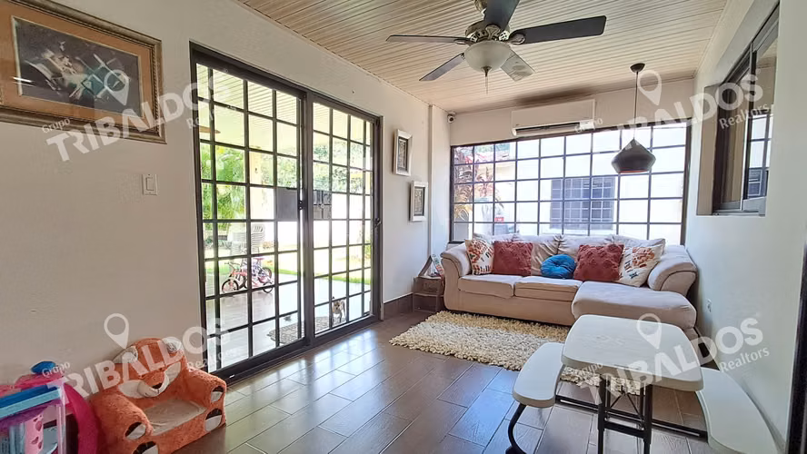 Venta de Casa Familiar en PH Sunset Hills, Costa Verde
