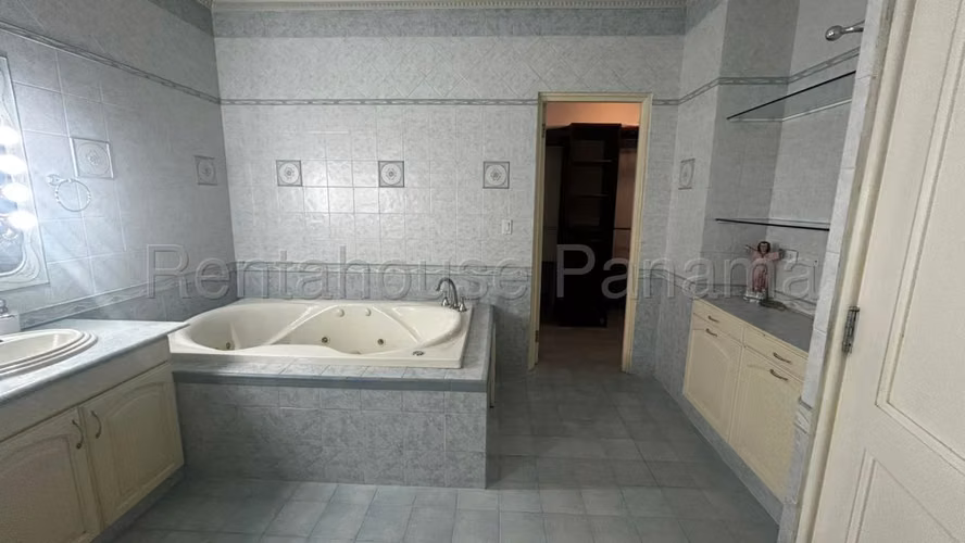 Venta de Casa en Dos Mares CCO