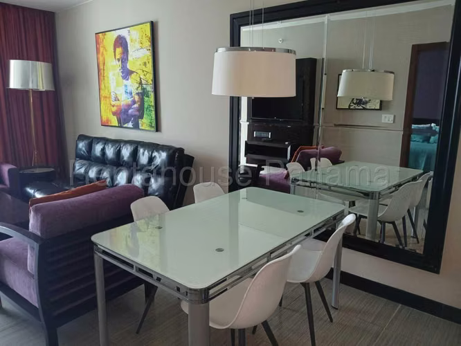 Alquiler de Apartamento Amoblado en Avenida Balboa Ph Megapolis EC - Imagen 2