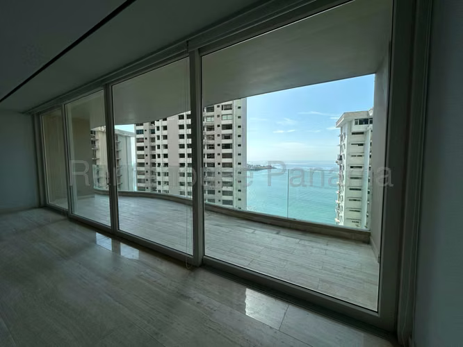 Venta de Apartamento en Paitilla Ph The Towers JV - Imagen 9