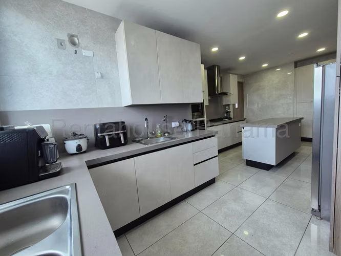 Venta de Apartamento en Paitilla Ph Ocean Front JV - Imagen 3