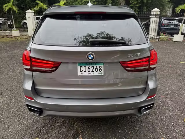 Vendo BMW X5 Paquete M Xdrive 3.5 i