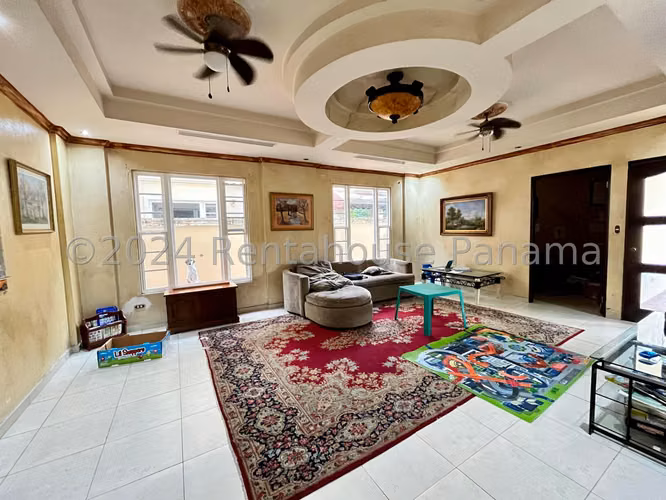 Venta de Casa en Costa Sur Villa Valencia Solo Cliente Directo LFC