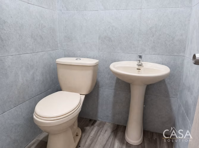 Propiedad Comercial de Uso Mixto con Locales Comerciales, Oficinas y Apartamento en Venta en San Pablo Viejo, David, Chiriquí - Imagen 11