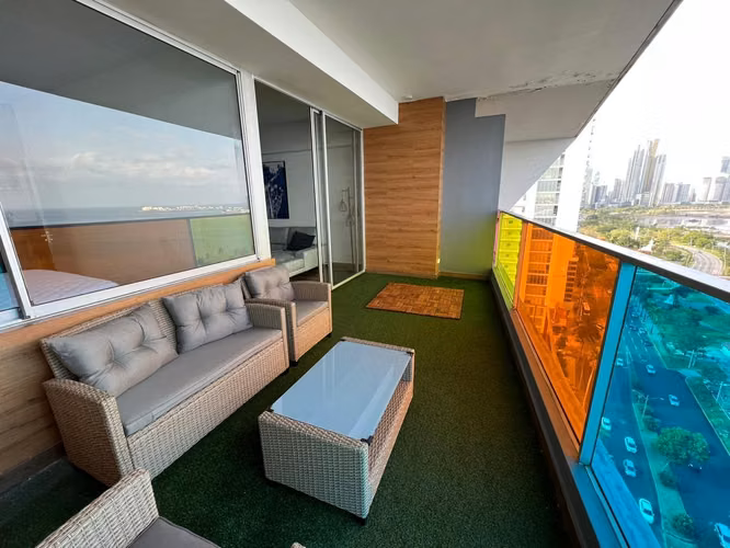 Bonito Apartamento Ph Element Tower Avenida Balboa Bella Vista  - Amoblado - Imagen 2