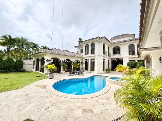 BALMORAL MANSION CON PISCINA - COSTA DEL ESTE