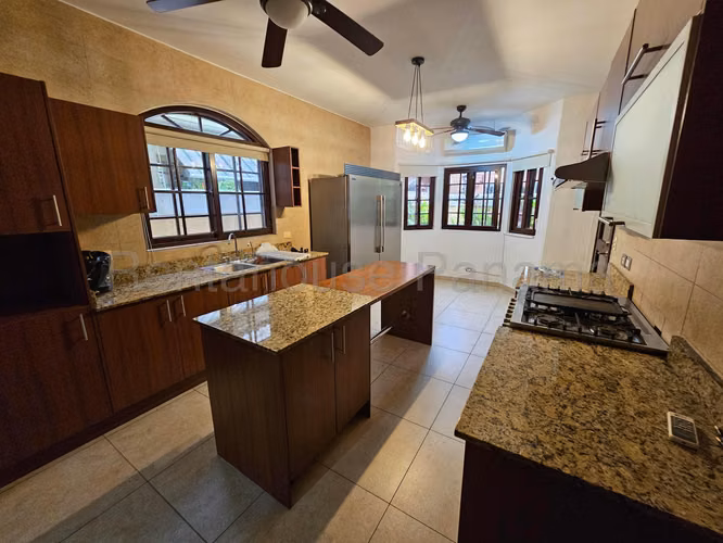 Venta de Casa en Costa Sur El Doral ANL - Imagen 2