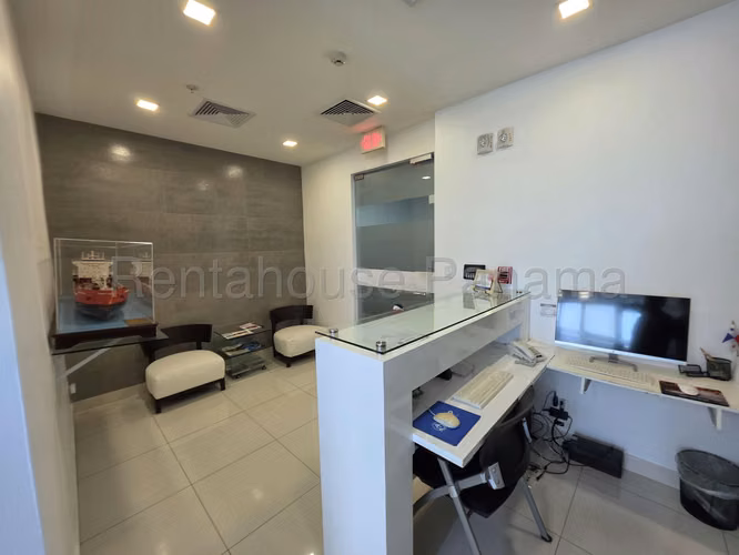Alquiler de Oficina en Punta Pacifica, Oceania Business (Solo Cliente Directo)