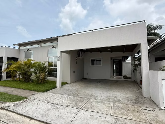CASA EN ALQUILER – COSTA SUR | PH VILLA SUR RESIDENCES G.S