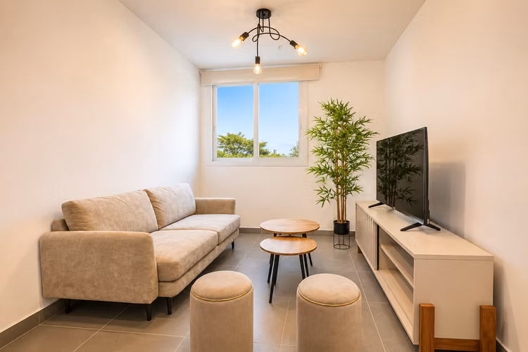 Apartamento en La Cresta I Amoblado I 1 Rec I con excelente ubicacion y distribucion