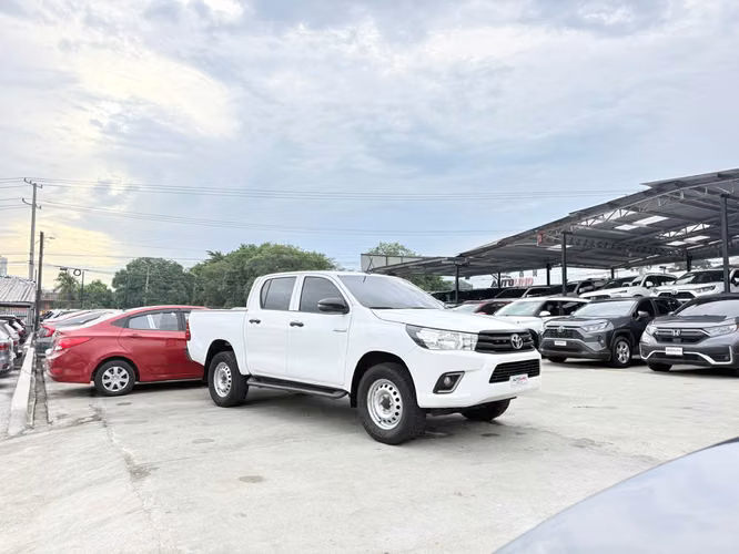 Toyota Hilux 2022 - Imagen 2