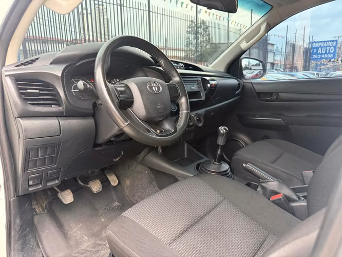 Toyota Hilux 2022 - Imagen 10