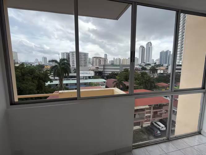 ALQUILO APARTAMENTO EN EL CARMEN, 2 RECAMARAS, 80M2, SOLO AIRES ACONDICIONADO.