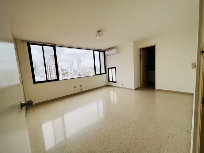 ALQUILO APARTAMENTO EN OBARRIO, 2 RECAMARAS, LINEA BLANCA, 120M2. - Imagen 4
