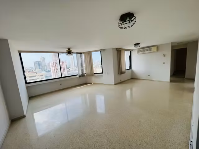 ALQUILO APARTAMENTO EN OBARRIO, 2 RECAMARAS, LINEA BLANCA, 120M2. - Imagen 2