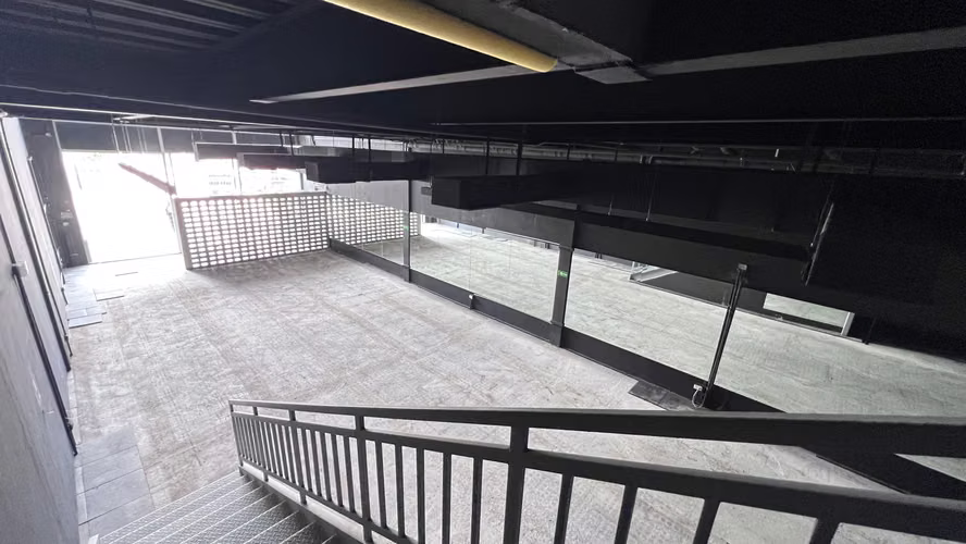 EN RENTA LOCAL COMERCIAL EXCLUSIVO EN PLAZA URUGUAY - AF - Imagen 4
