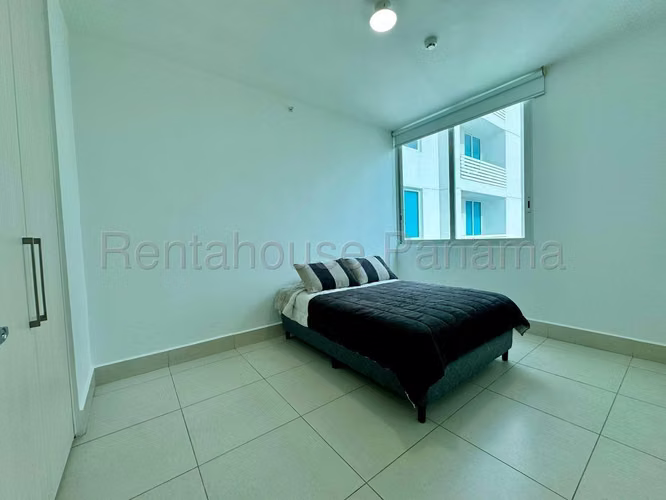¡Amplio Apartamento en Alquiler en Castellammare con Vista al Mar!  | GC - Imagen 13
