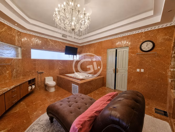 Venta Lujosa Mansion de 6 pisos con Vistas Panorámicas de la Ciudad - Imagen 13