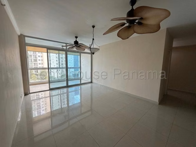 Venta de apartamento en Ph Cangrejo Bay 27MVCH402