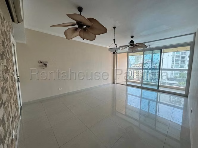 Venta de apartamento en Ph Cangrejo Bay 27MVCH402