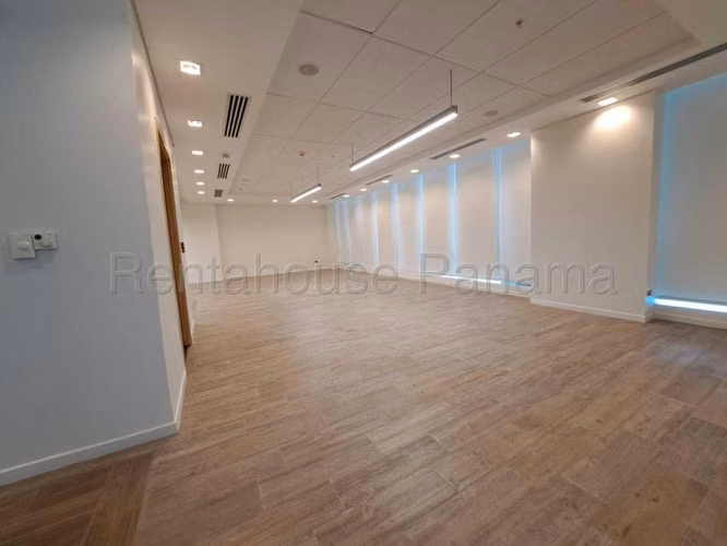 Alquiler de Oficina Comercial en Costa del Este - Imagen 7