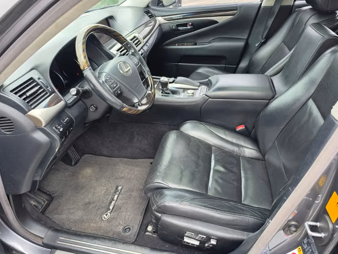 LEXUS LS460L 2014 - Imagen 11