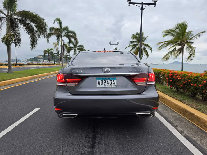 LEXUS LS460L 2014 - Imagen 5