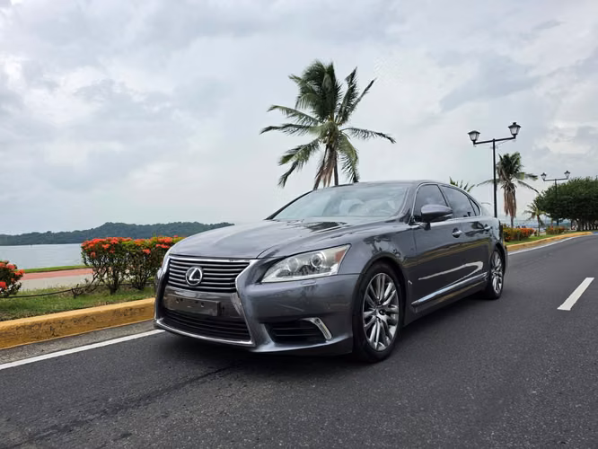 LEXUS LS460L 2014 - Imagen 2