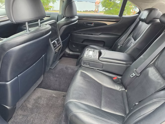 LEXUS LS460L 2014 - Imagen 14