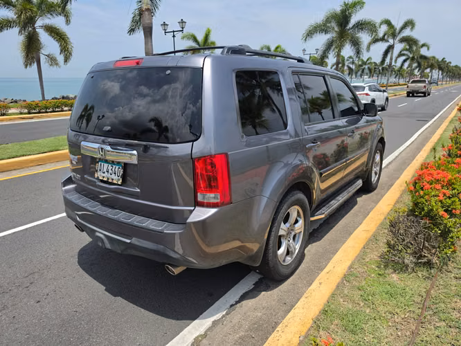 HONDA PILOT 2015 IMPECABLE