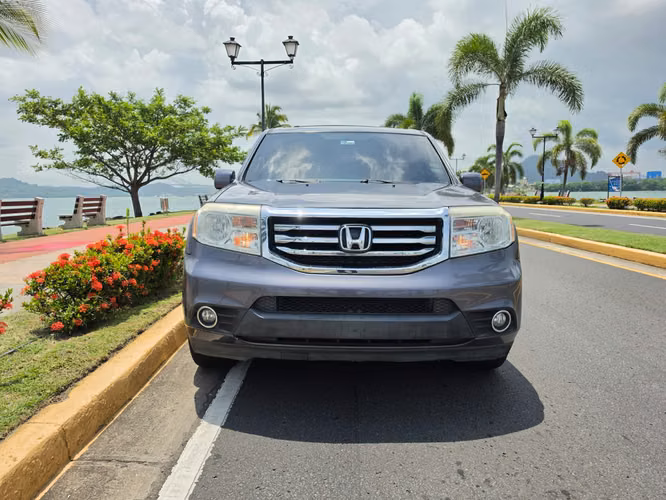 HONDA PILOT 2015 IMPECABLE