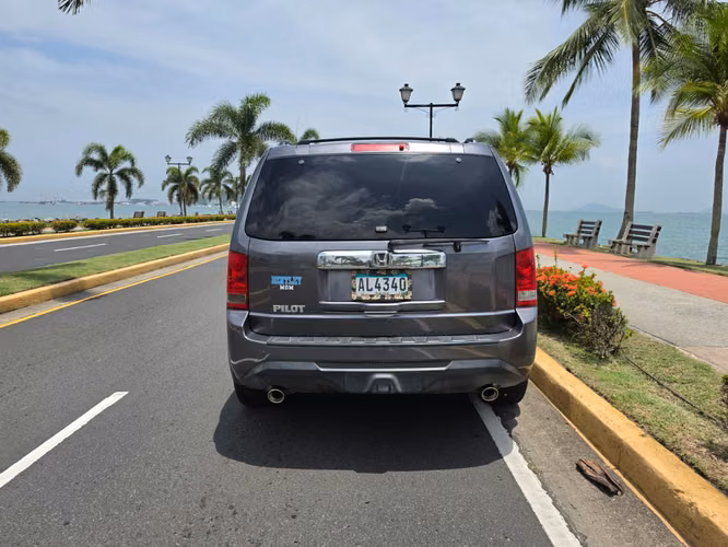HONDA PILOT 2015 IMPECABLE