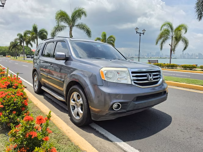 HONDA PILOT 2015 IMPECABLE