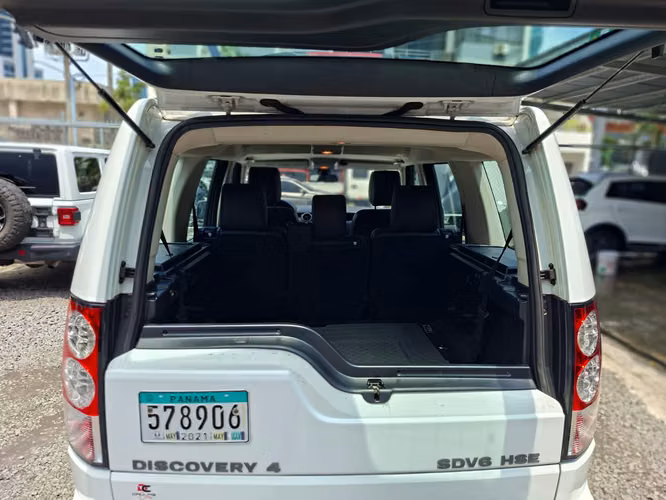 Land Rover Discovery 2012
