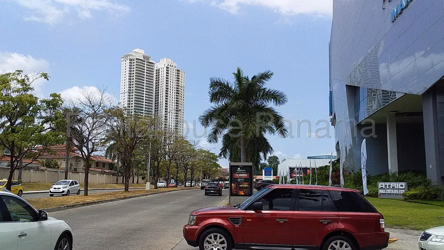 Venta de local comercial en Costa del Este AK - Imagen 11