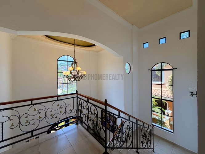 Casa Amoblada de 4 Recámaras en Alquiler en Clayton – 450 m² con Piscina Privada y Terraza - Imagen 15