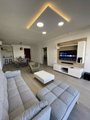 Alquiler de Apartamento en Bella Vista  27LBR1374