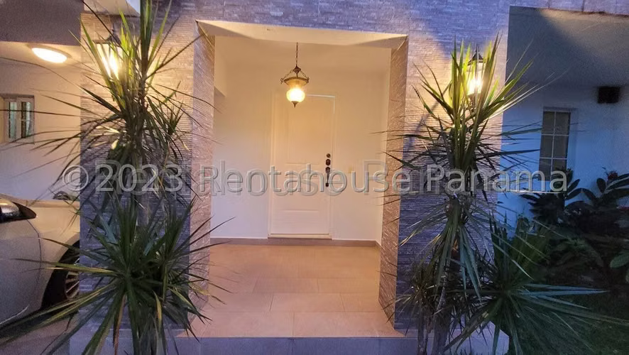 Casa en Venta en  Versalles JG - Imagen 2