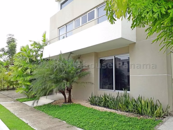 Casa en Venta en Costa Sur JG - Imagen 2